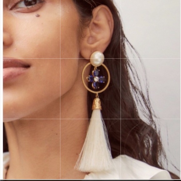 Tory Burch Sale Bundle of clover necklace & pearl Tassel Charm earrings set - Picture 2 of 3